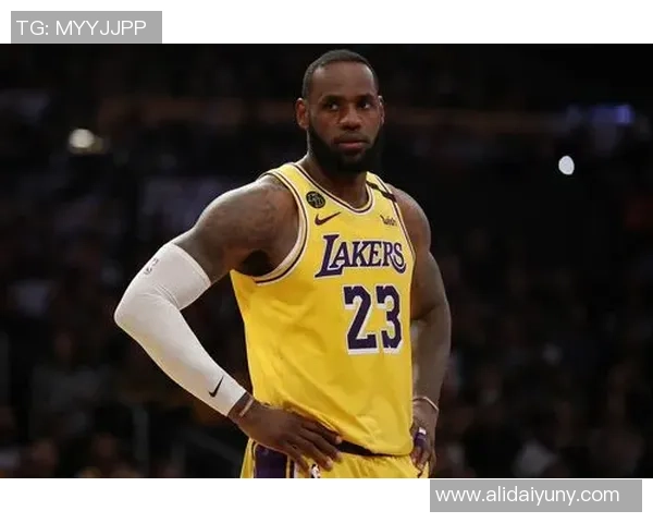 贝爷足球明星身份揭秘引发热议球迷纷纷猜测他与哪些球星有联系