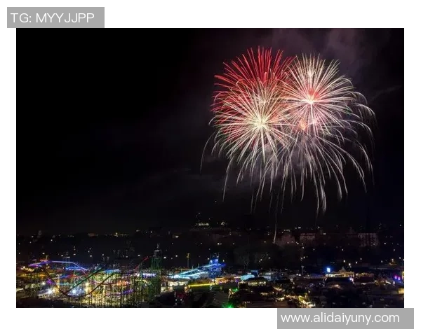 足球明星在家欢庆佳节放烟花绽放璀璨夜空引发粉丝热议 足球明星在家欢庆佳节放烟花绽放璀璨夜空引发粉丝热议