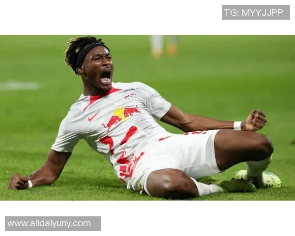 足球明星展现多才多艺魅力唱歌跳舞引发球迷热潮 足球明星展现多才多艺魅力唱歌跳舞引发球迷热潮